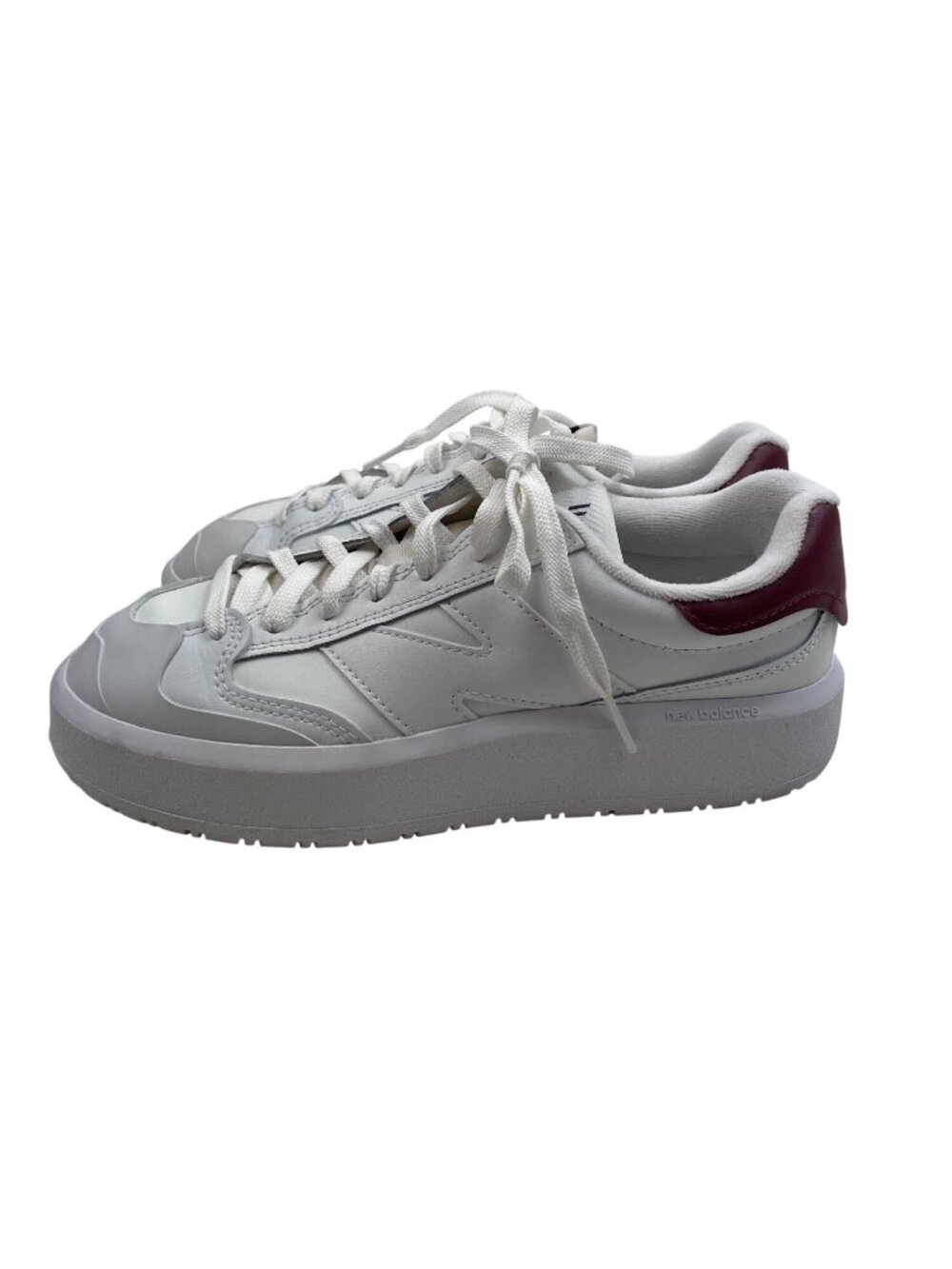 New Balance White & Burgundy Low-Top Platform Sneakers Size 8.5 Women’s Shoes